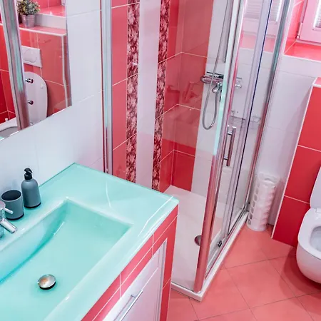 Center דירה צליה