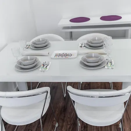 דירה Center צליה