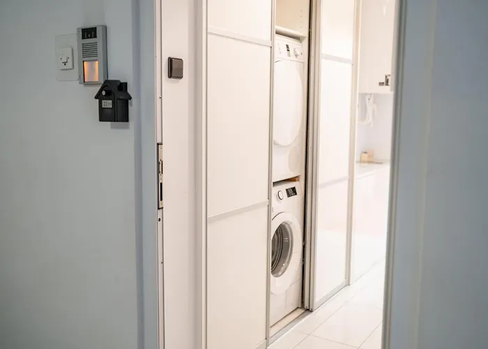 アパート Center *